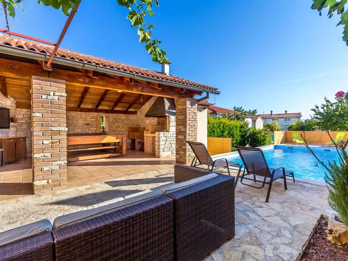 Rustic Holiday Home In Medulin With Private Pool Croatia